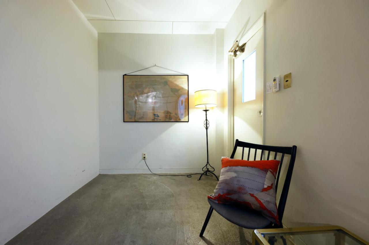 Fon-Su Bed&Breakfast โอซาก้า ภายนอก รูปภาพ